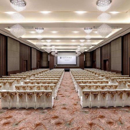 Hotel Pullman Yangon Centrepoint Exterior foto