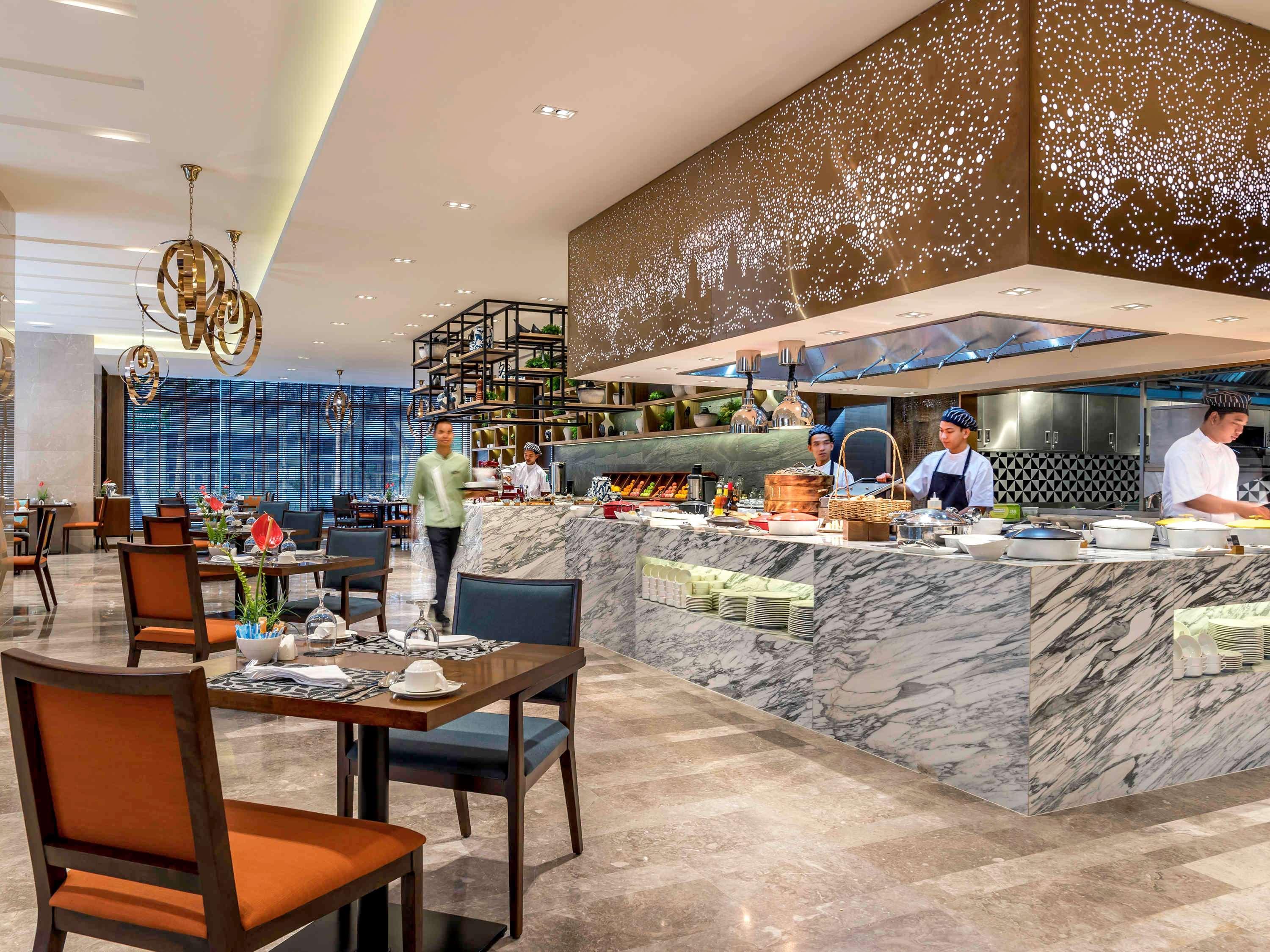 Hotel Pullman Yangon Centrepoint Exterior foto