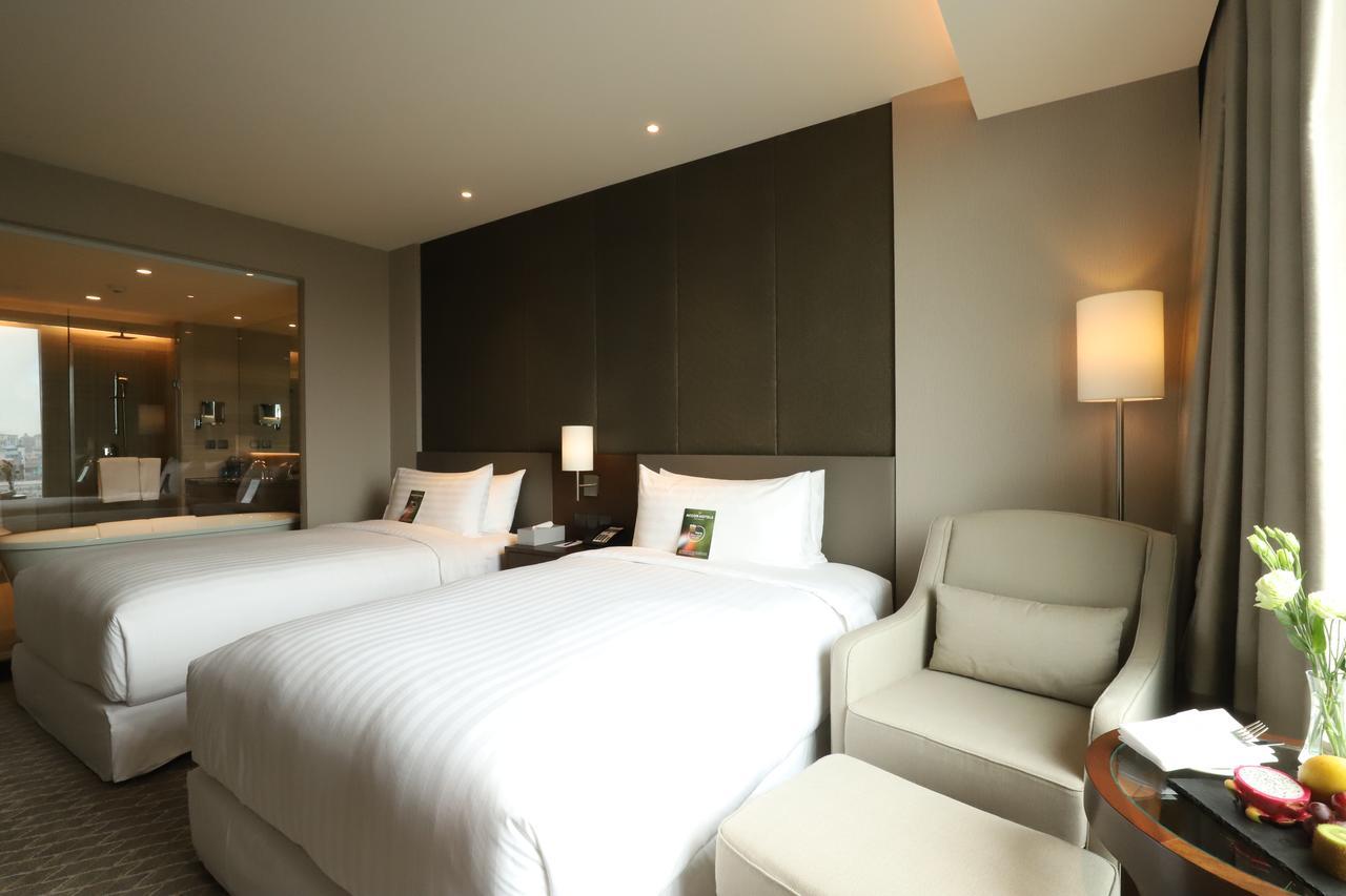 Hotel Pullman Yangon Centrepoint Exterior foto