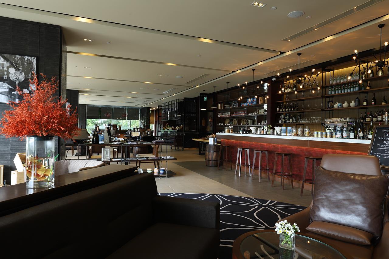 Hotel Pullman Yangon Centrepoint Exterior foto